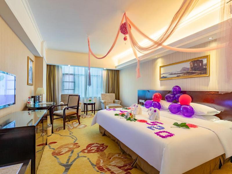 Vienna Hotel Baoan Liutang Xin'an  Екстер'єр фото